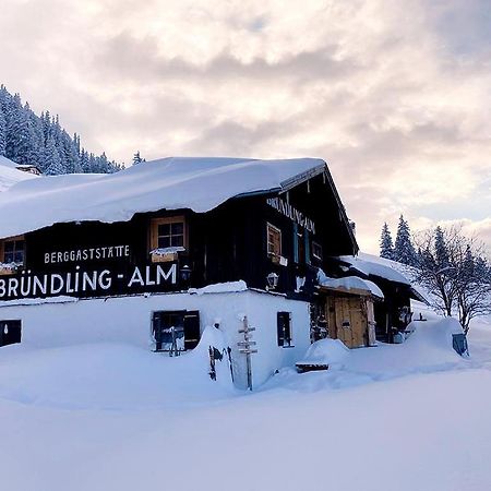 Bruendling-Alm Berggasthof Auf 1167M Auf Dem Hochfelln Otel Bergen  Dış mekan fotoğraf